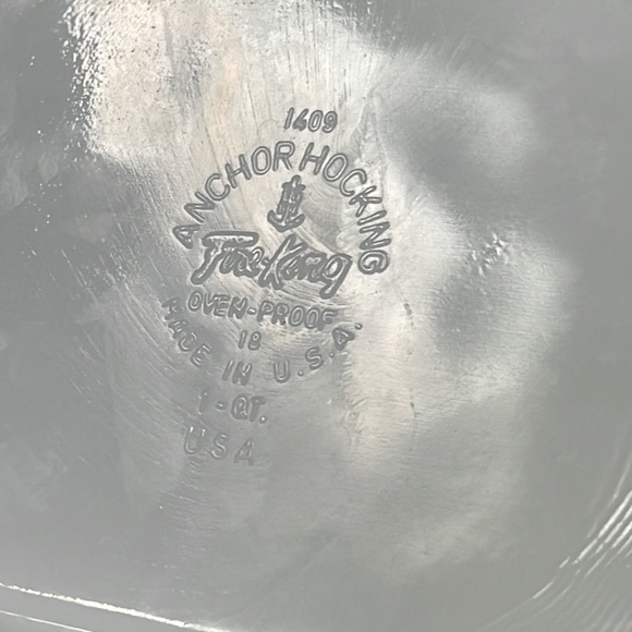 Fire-King Anchor Hocking vintage casserole oven proof dish - Picture 4 of 8